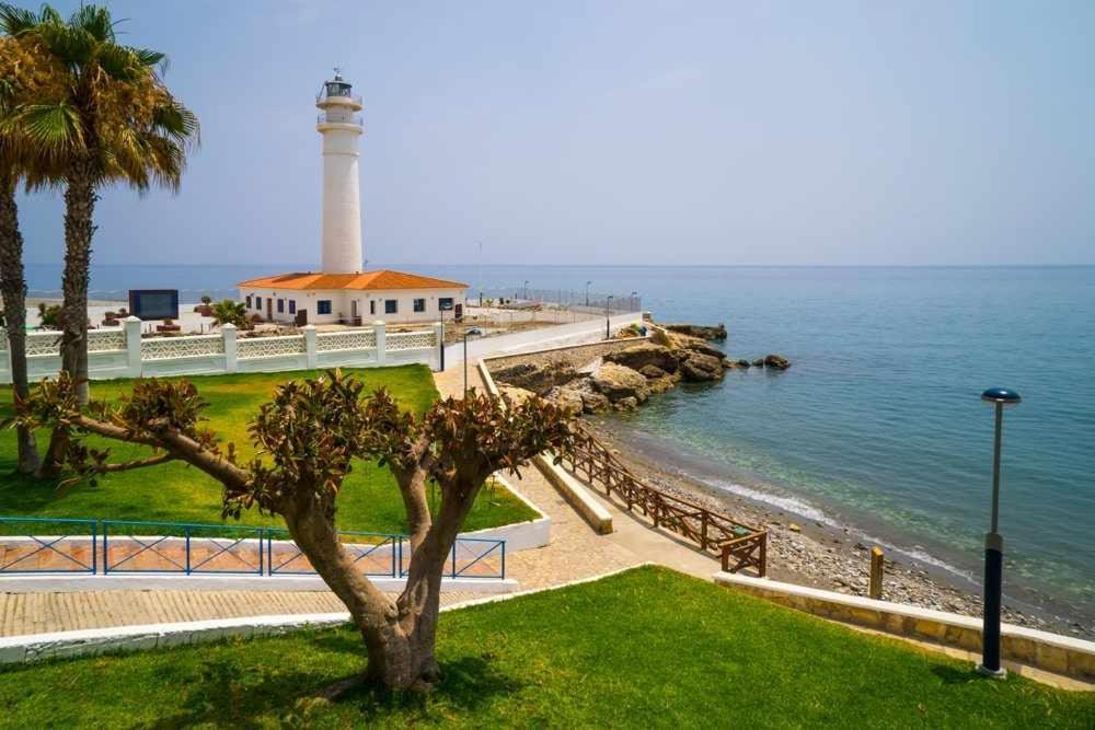 A 100M De Playa Piscina Y Todos Los Servicios Apartment Torrox Ngoại thất bức ảnh